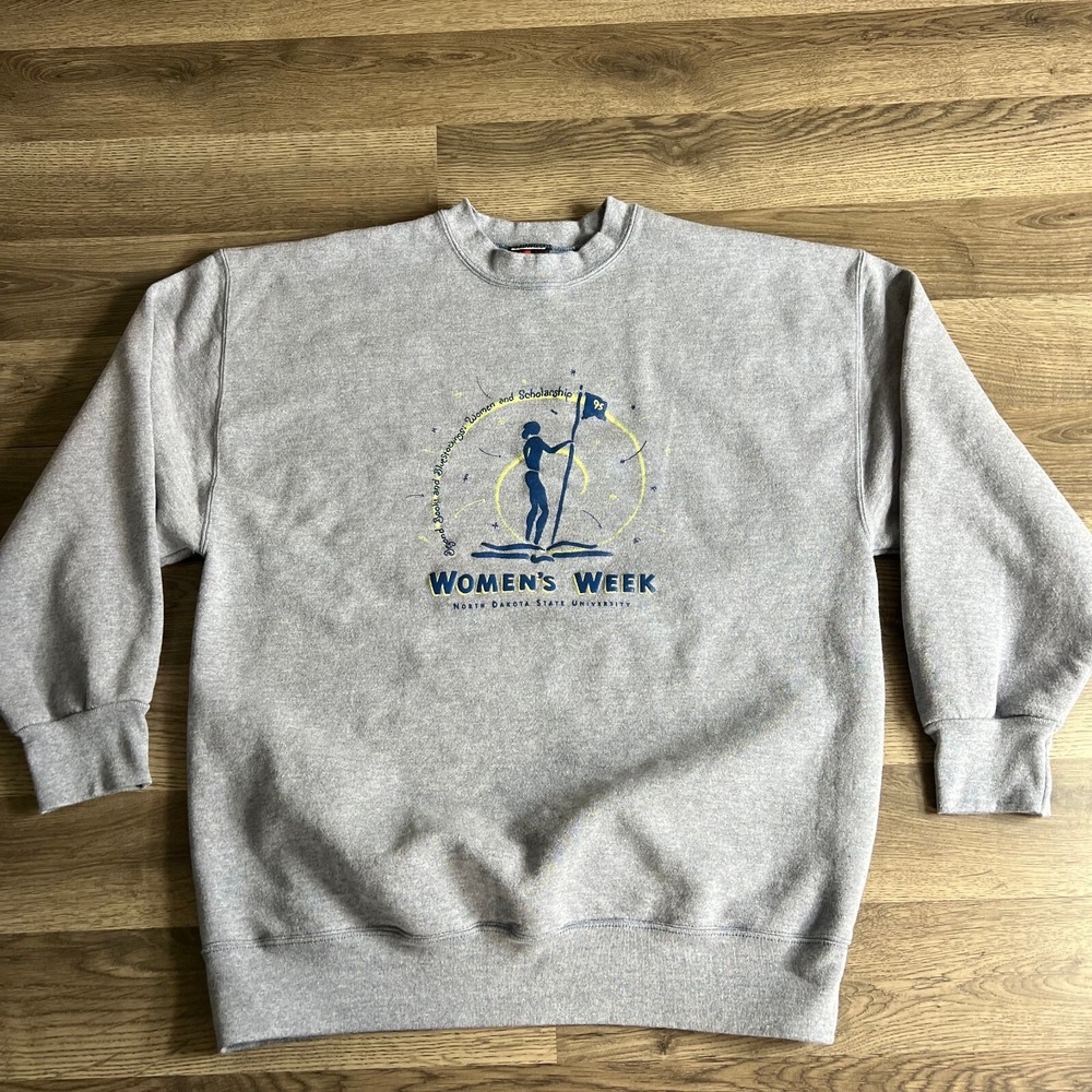 VTG North Dakota State Sweatshirt Fits Large Womans‎ Week 1995 1990s Made in USA